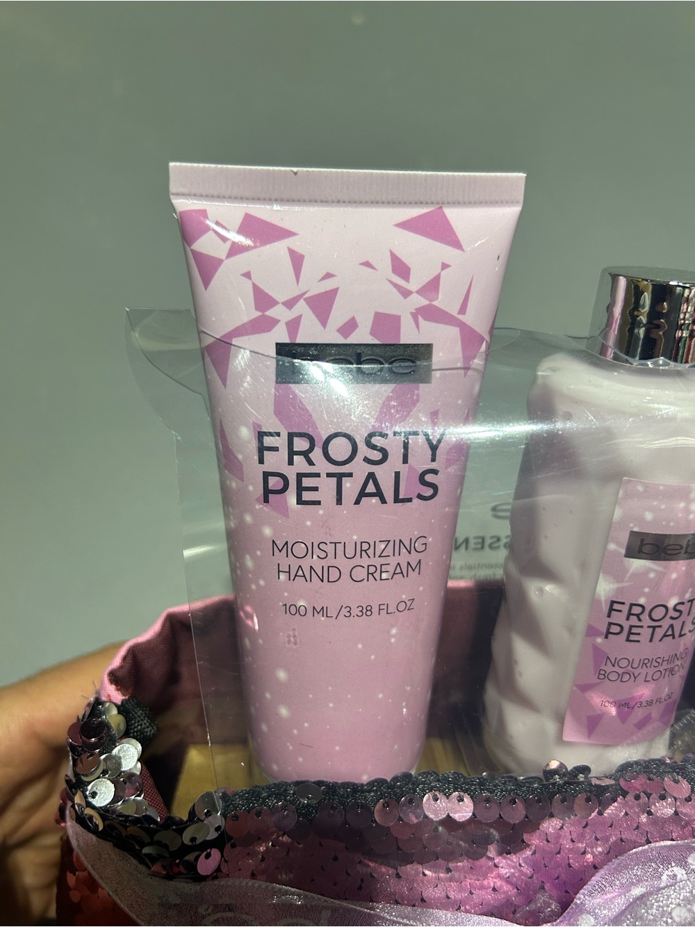 (NEW) Bebe 3-Piece Body Care Essentials Gift Kit - Picture 3 of 11
